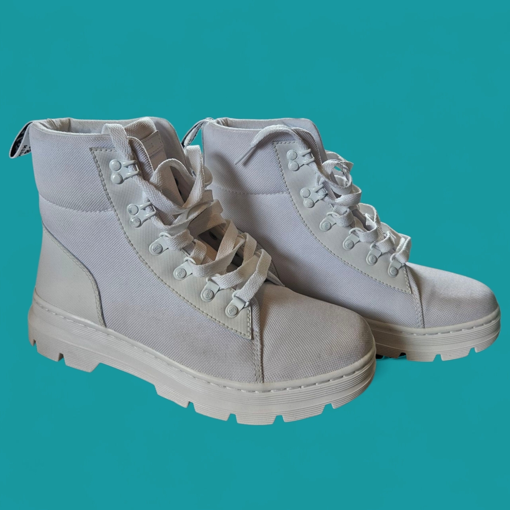 Dr. Doc Martens Combs W Combat Boots Women’s Size 10 All White Air Wair Nylon